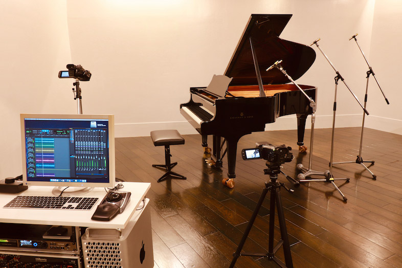 レコーディングスタジオ ピアノ